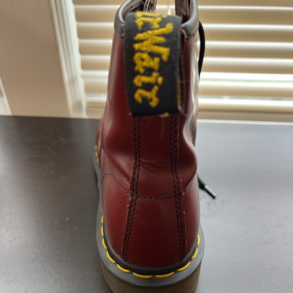 Dr. martins boots men’s US9 EU42 - Picture 4 of 9